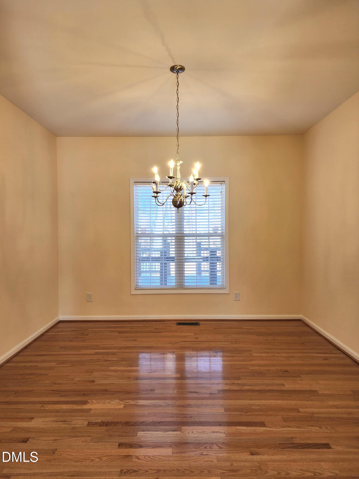 5210 Groveside Court