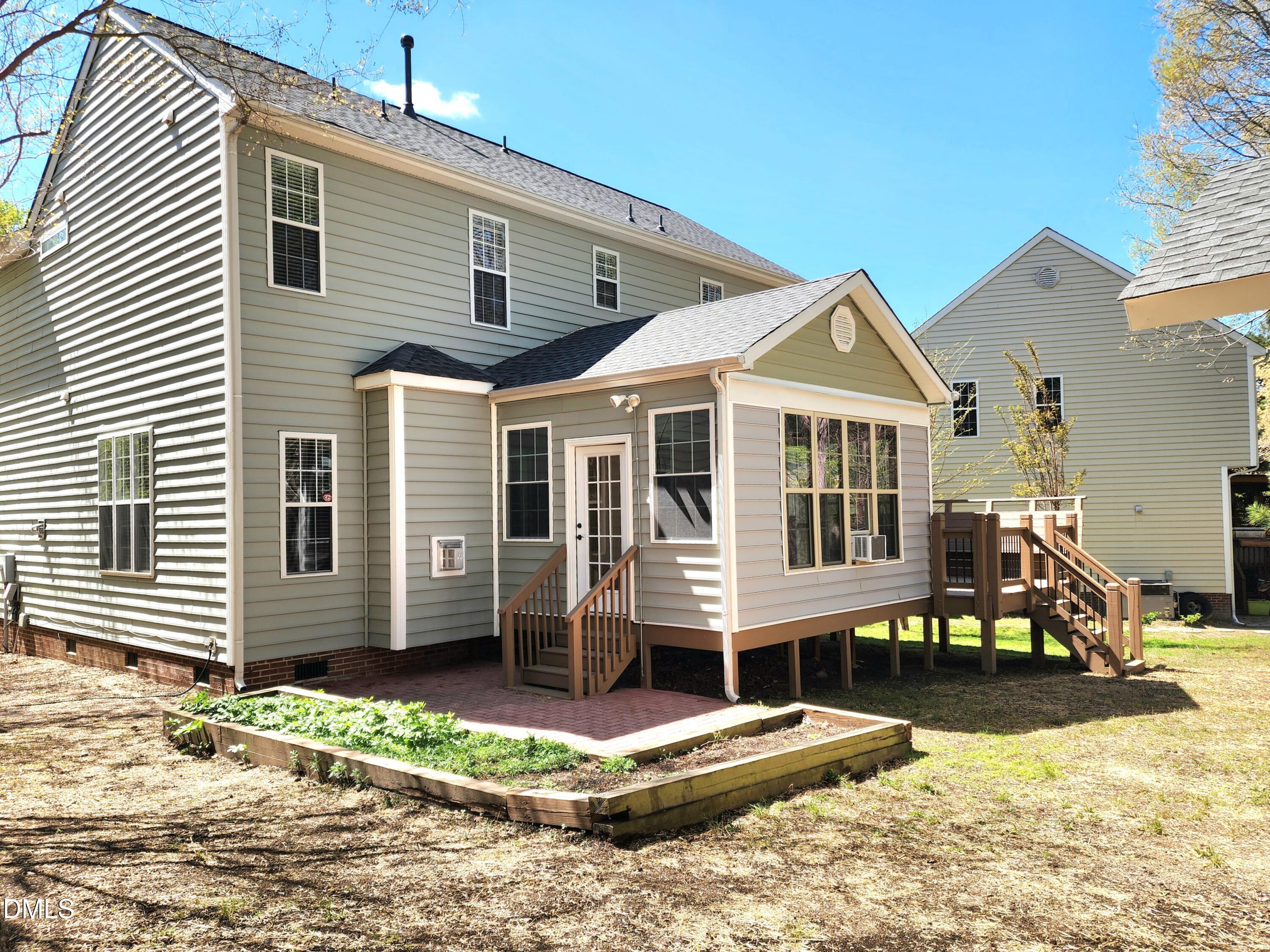 5210 Groveside Court