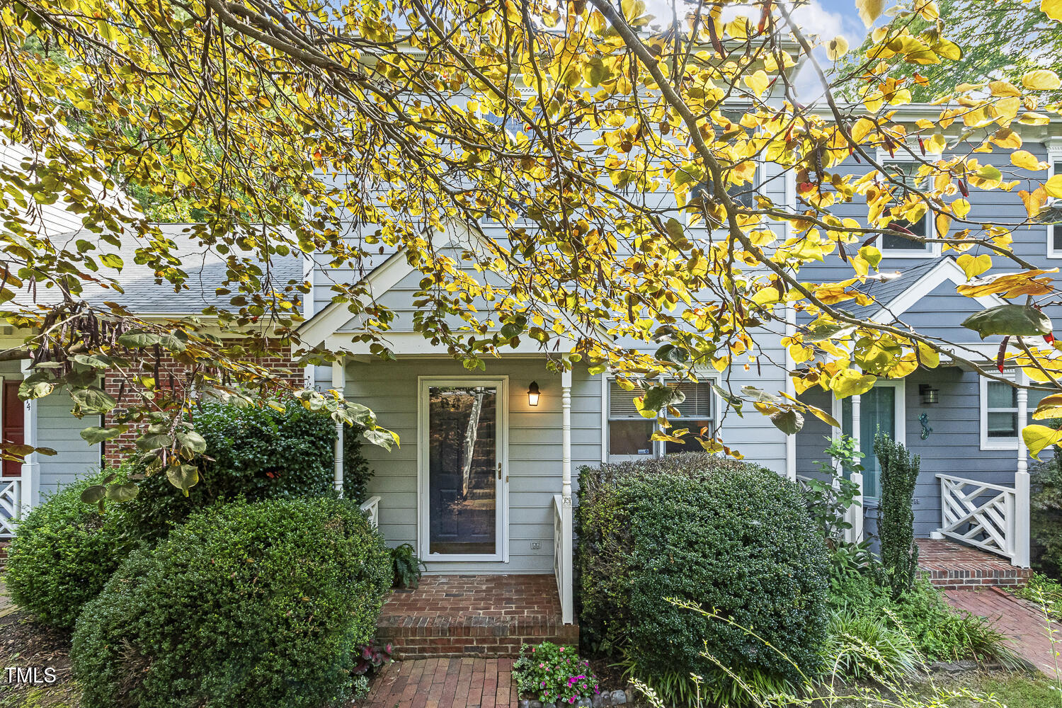 212 Cross Keys Court