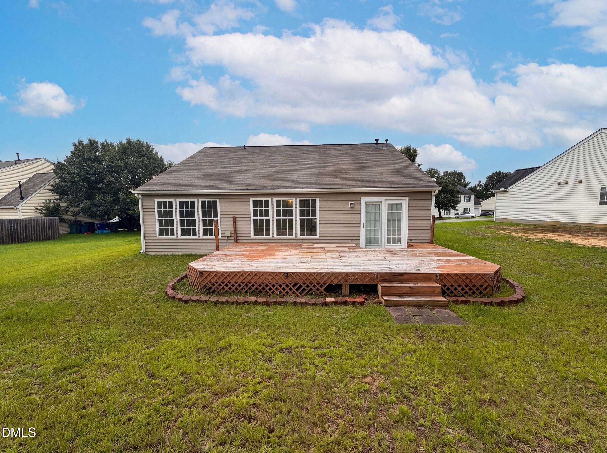 311 Pebble Way