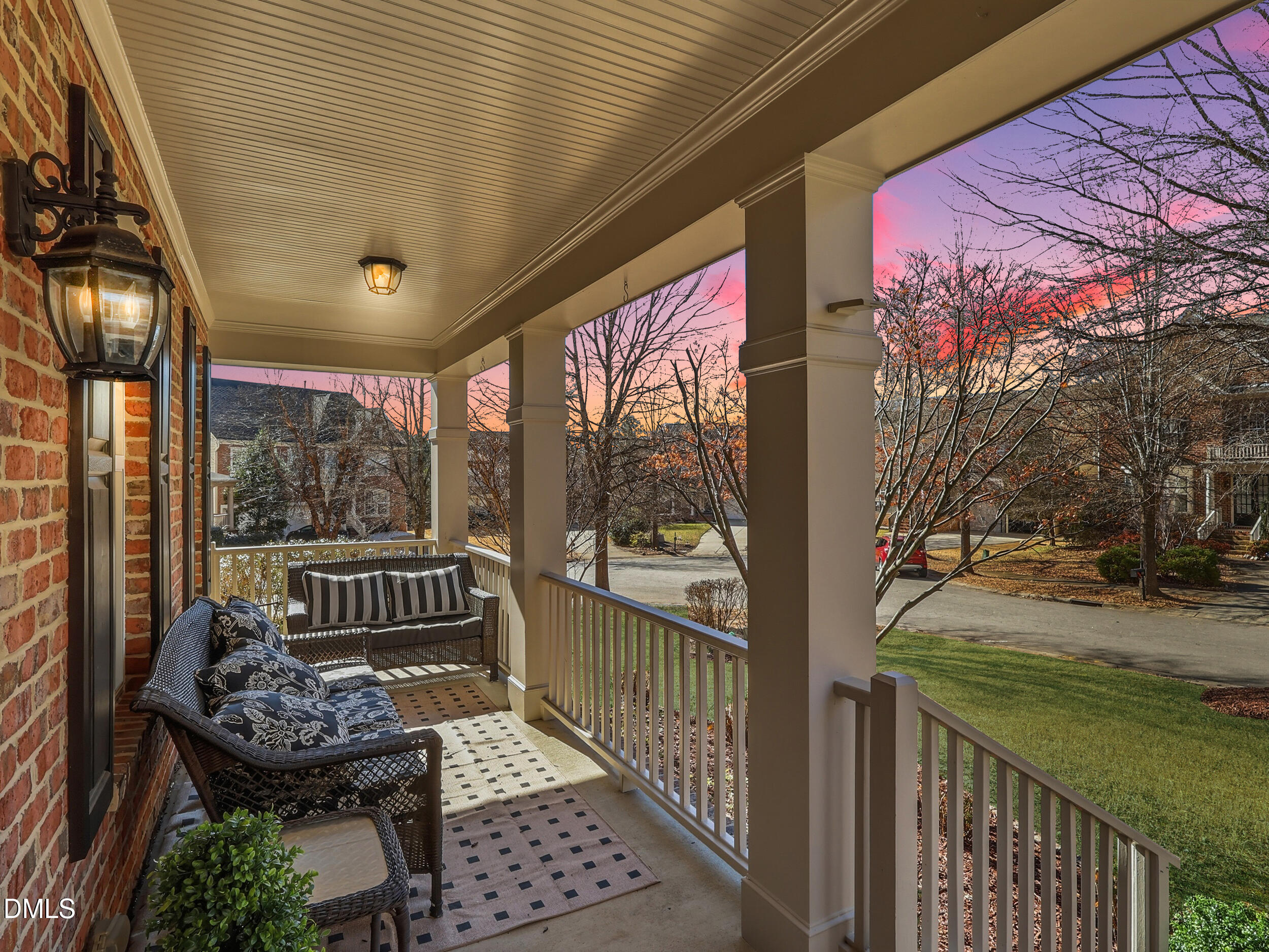 113 Cross Oaks Place