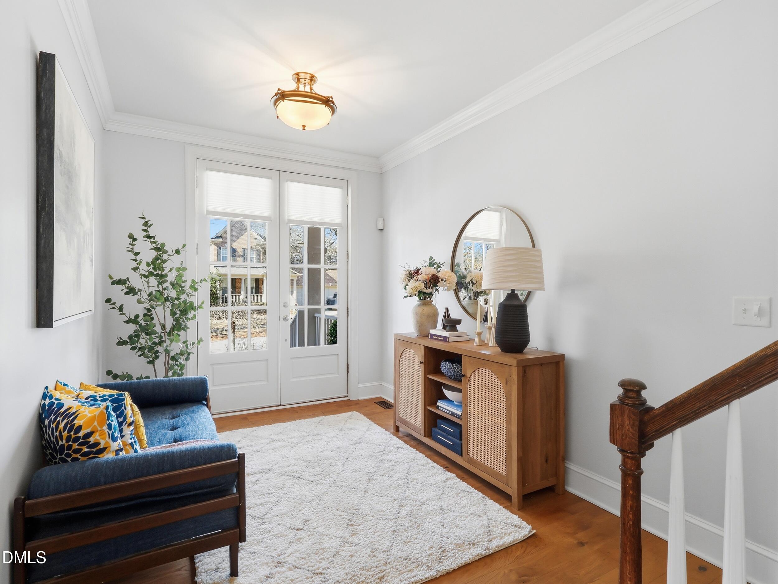 113 Cross Oaks Place