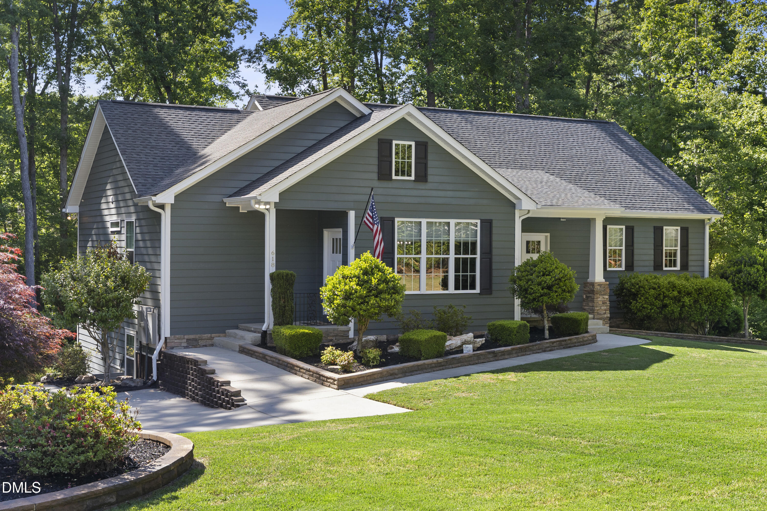 618 Prospectors Drive