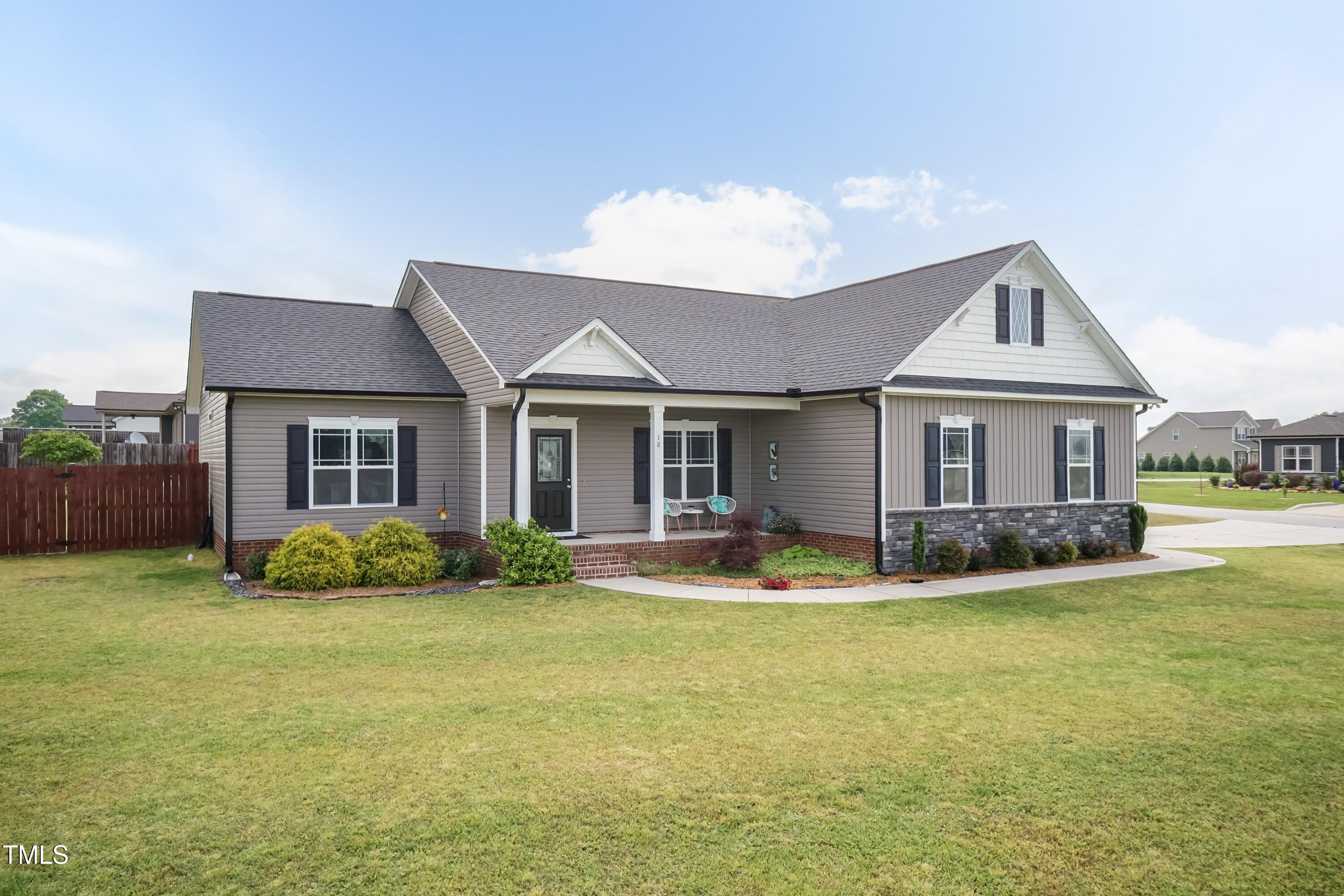 18 Fisher Rd