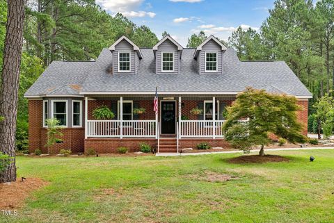 Single Family Residence in Wagram NC 30341 E East Lake Rd, Rd.jpg