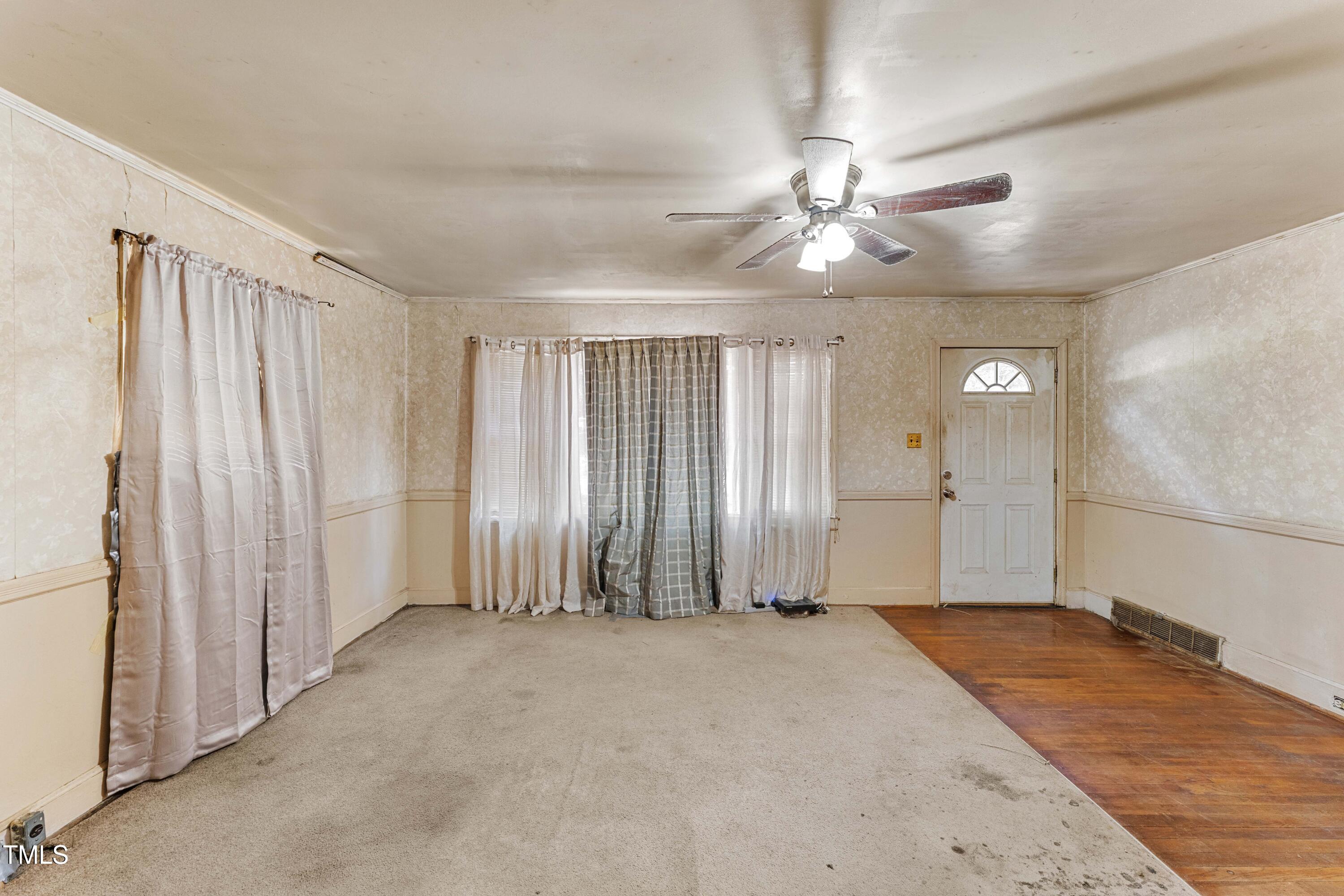1006 E Club Boulevard