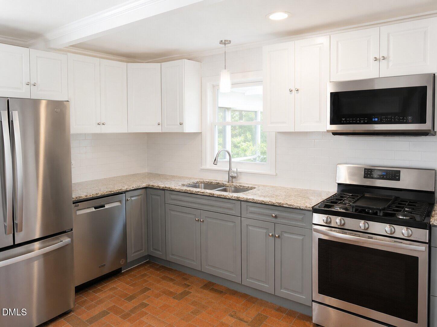 303 E Rosemary Street