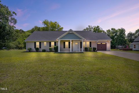 107 Oakland Avenue Broadway NC 27505