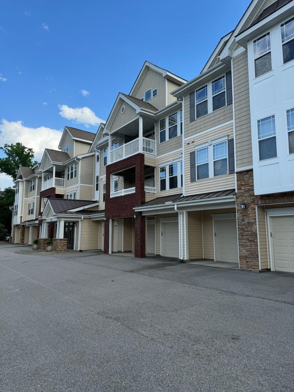 2810 Bedford Green Drive 211