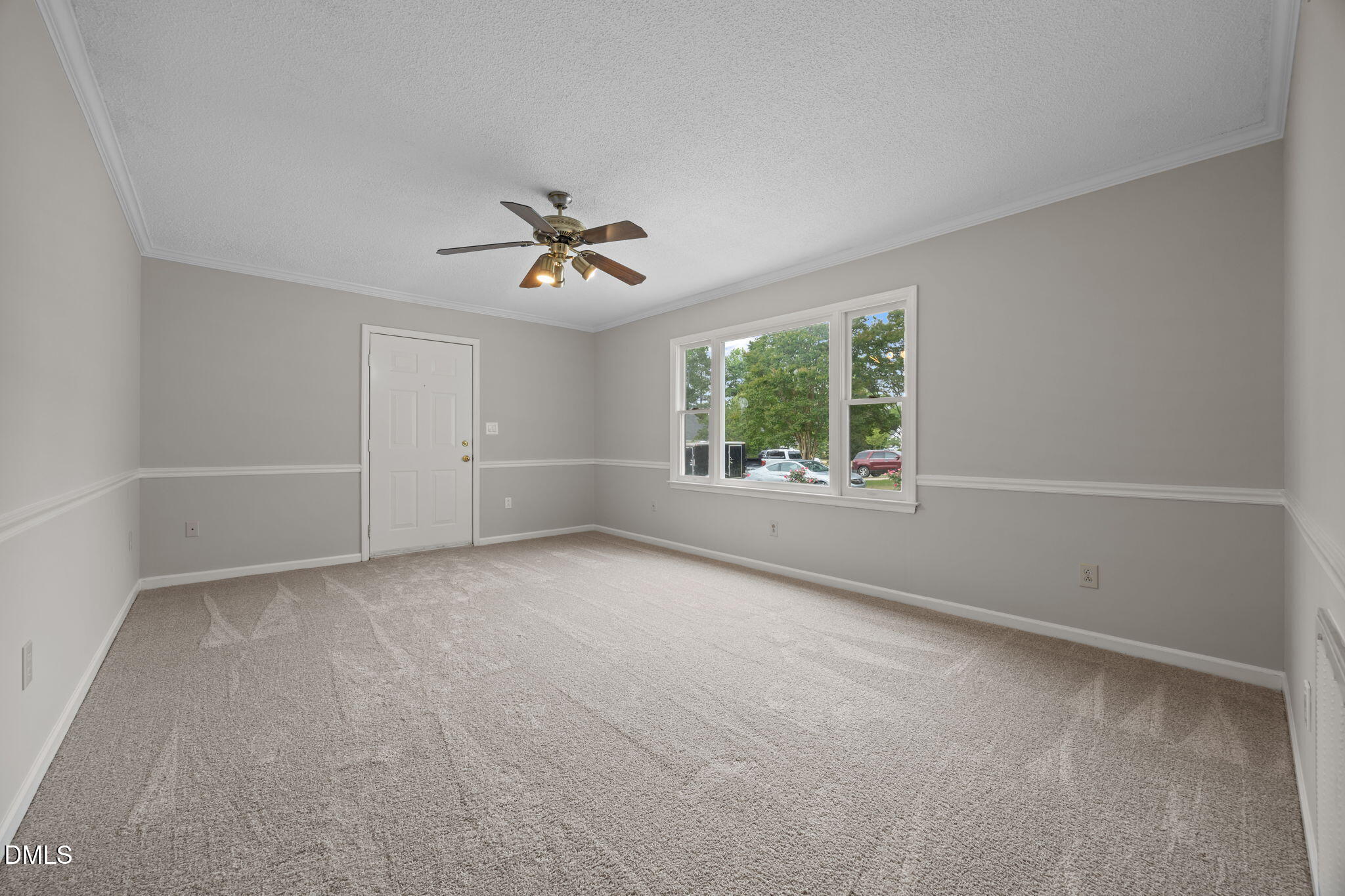 140 Rollingwood Drive