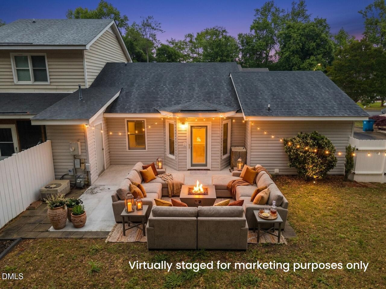 140 Rollingwood Drive