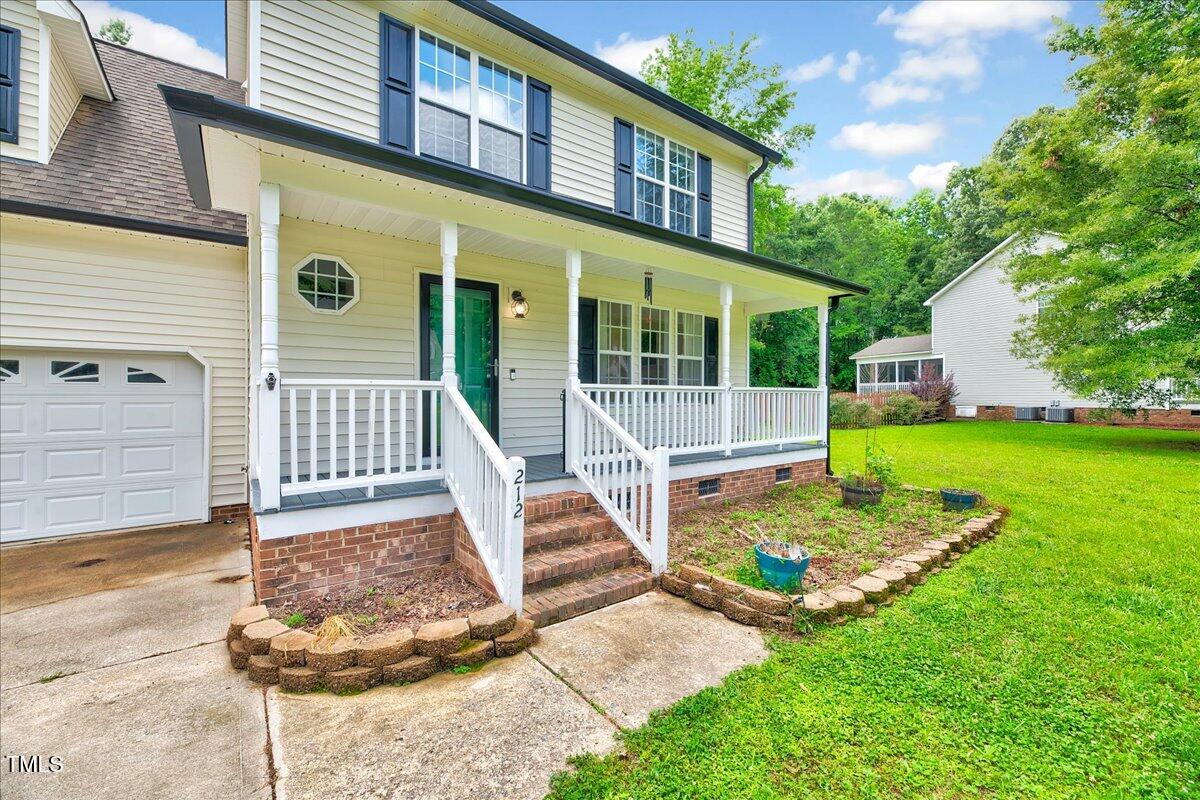 212 Spearhead Place