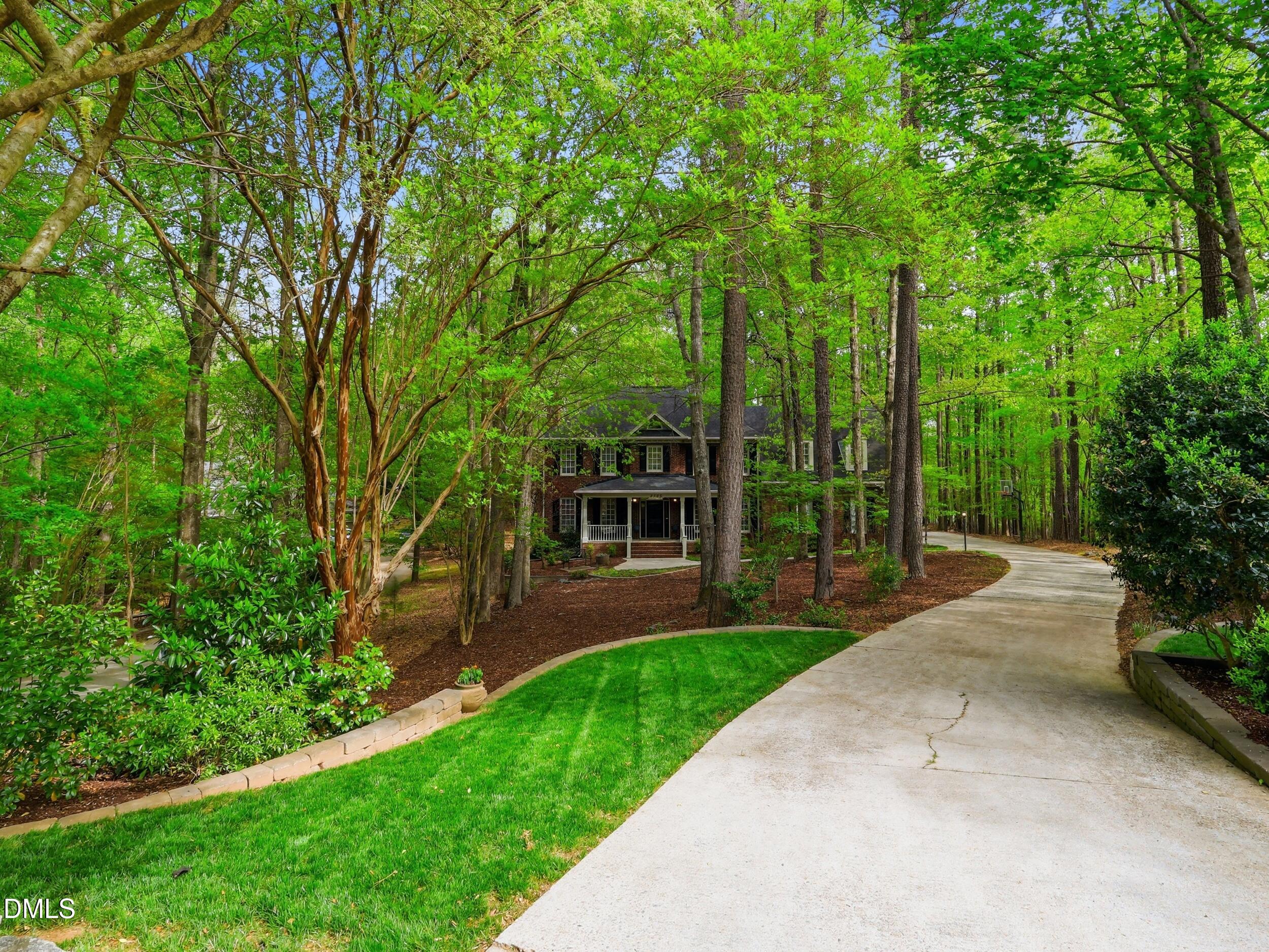 2300 Hideaway Court