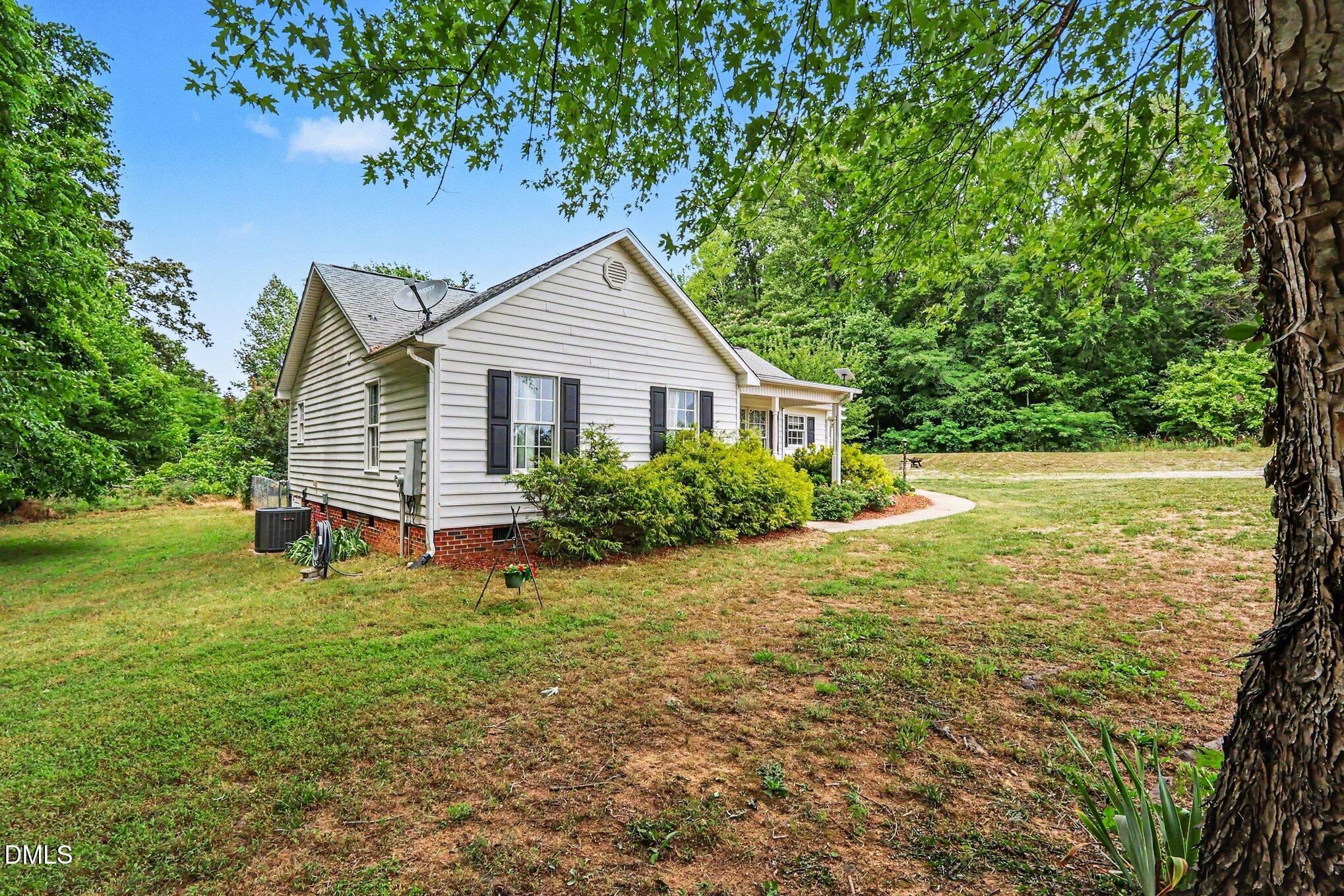 1750 Tom Oakley Road