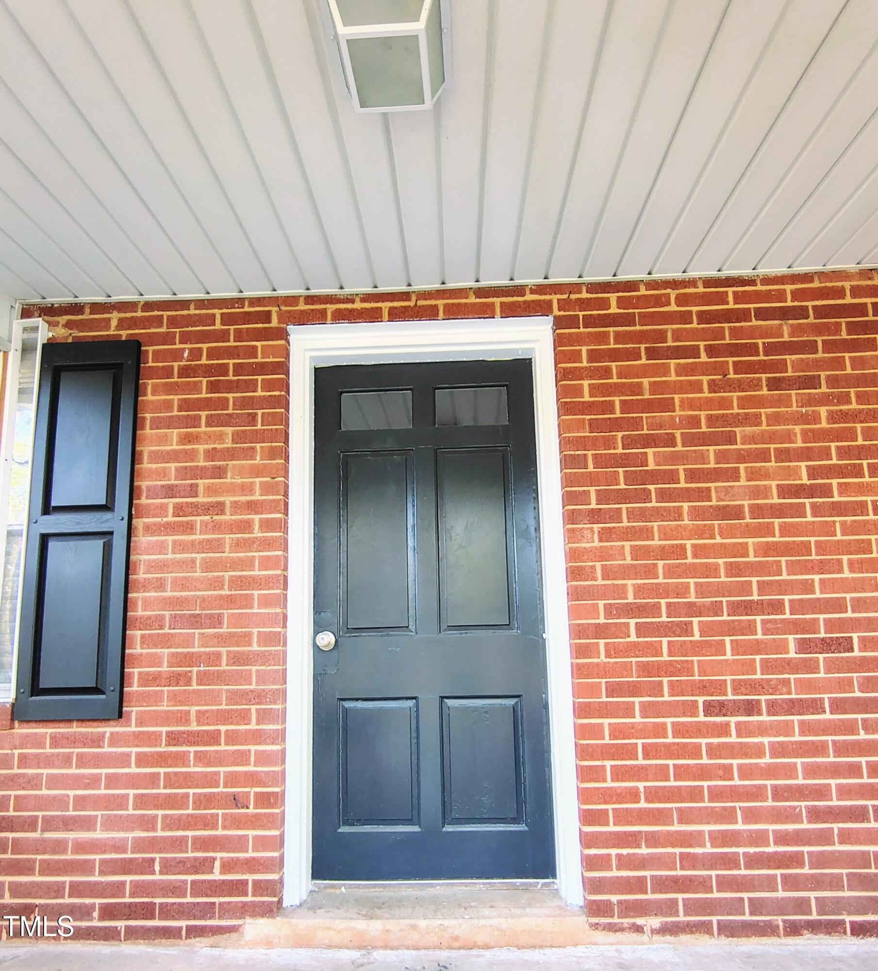 919 E Main Street