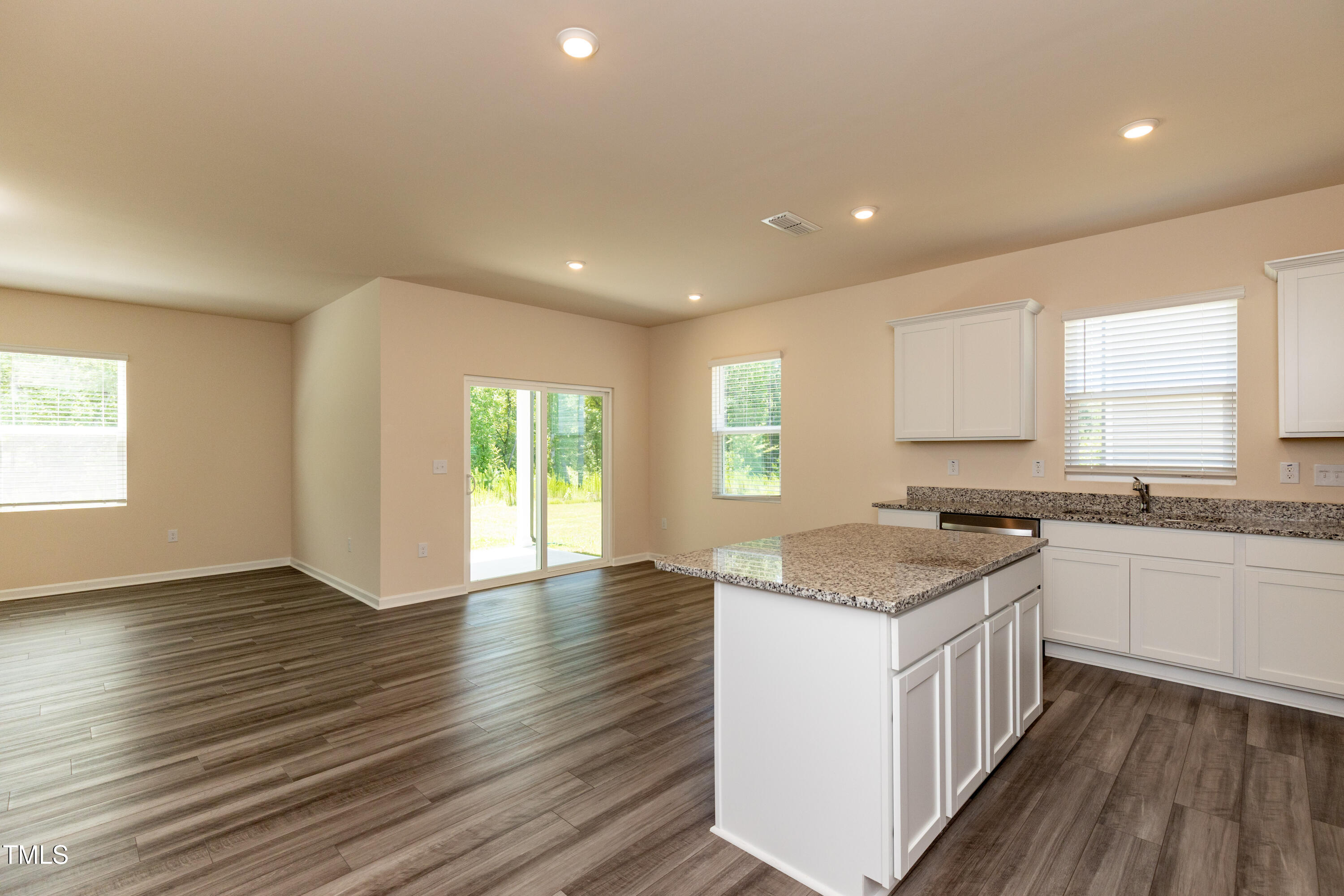 1444 Heron Pond Street