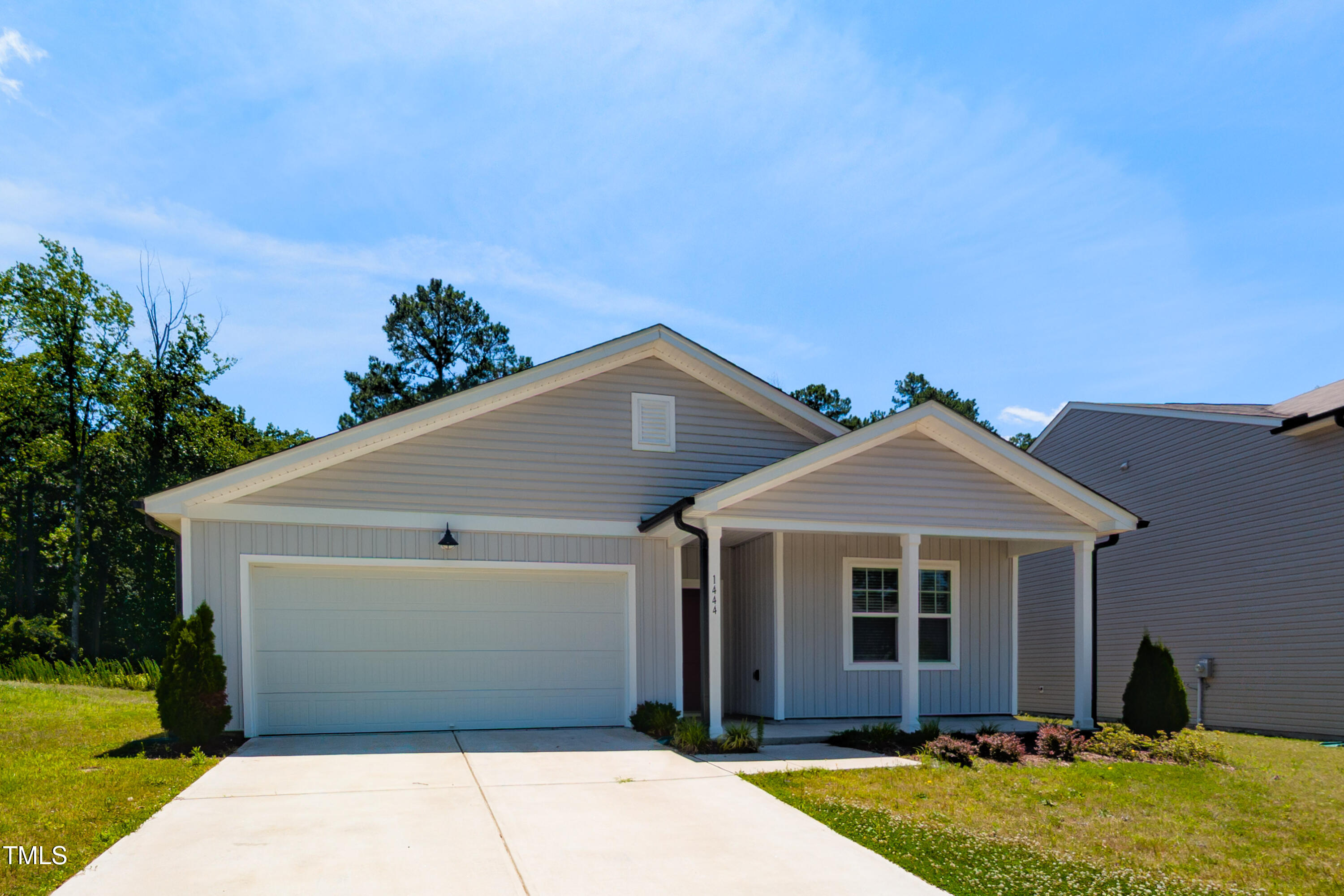 1444 Heron Pond Street