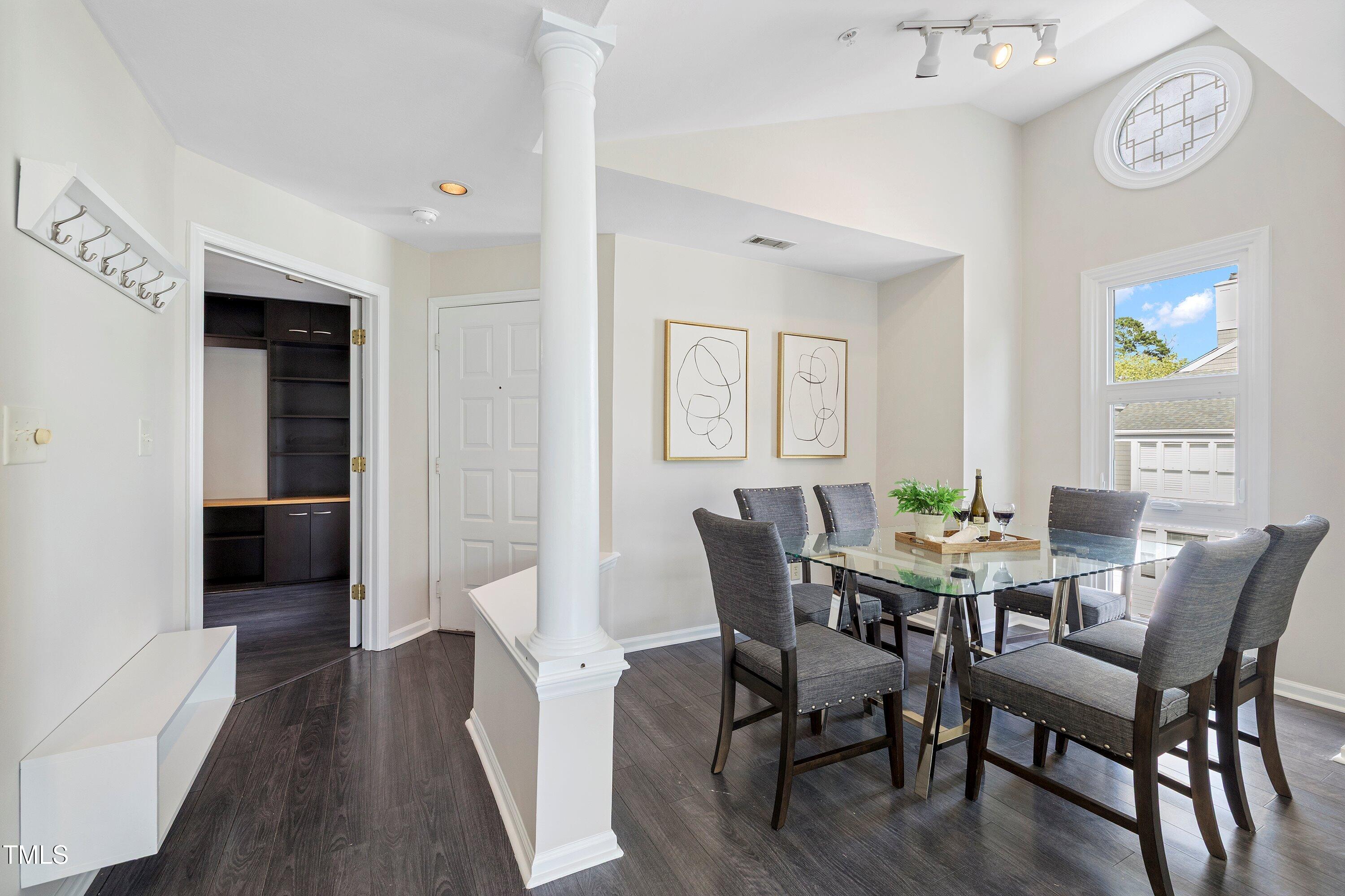 1001 Brighthurst Drive 306