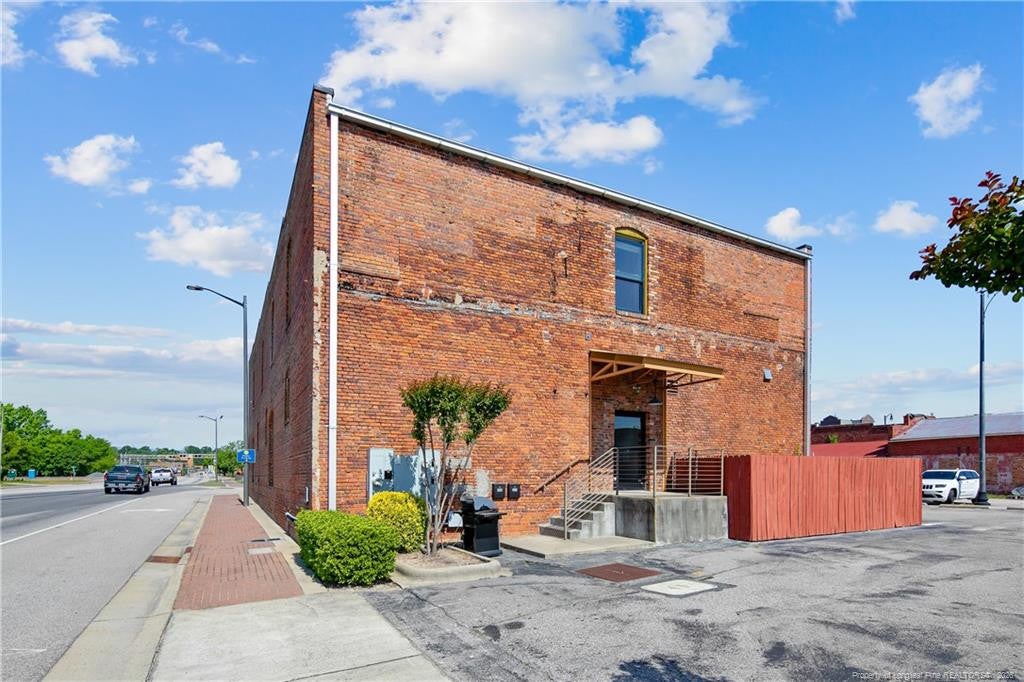 159 Maxwell Street