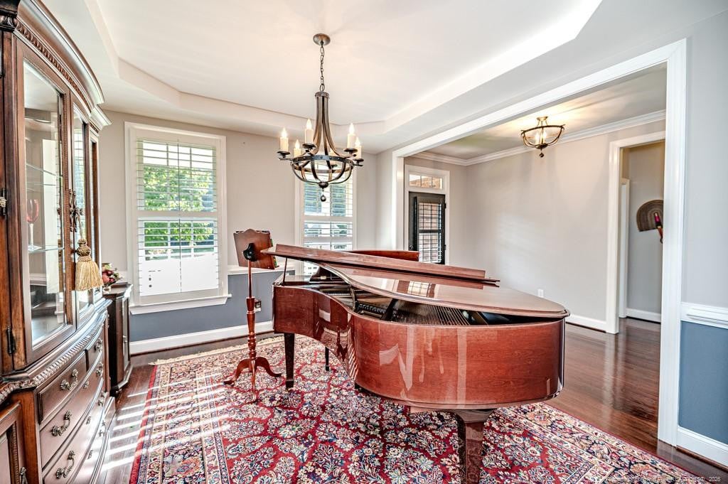 241 Saintsbury Place