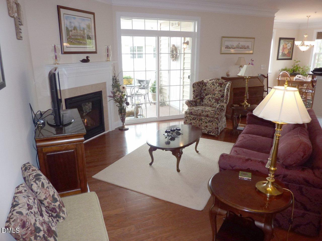 10400 Rosegate Court 302