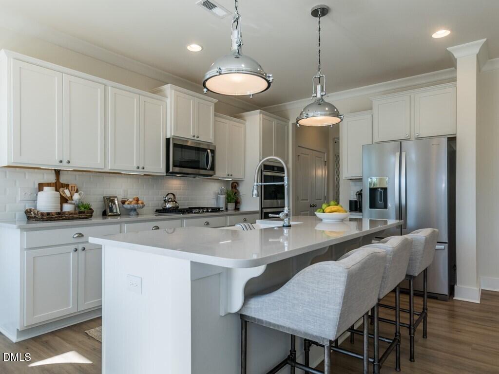 545 Hipwood Drive