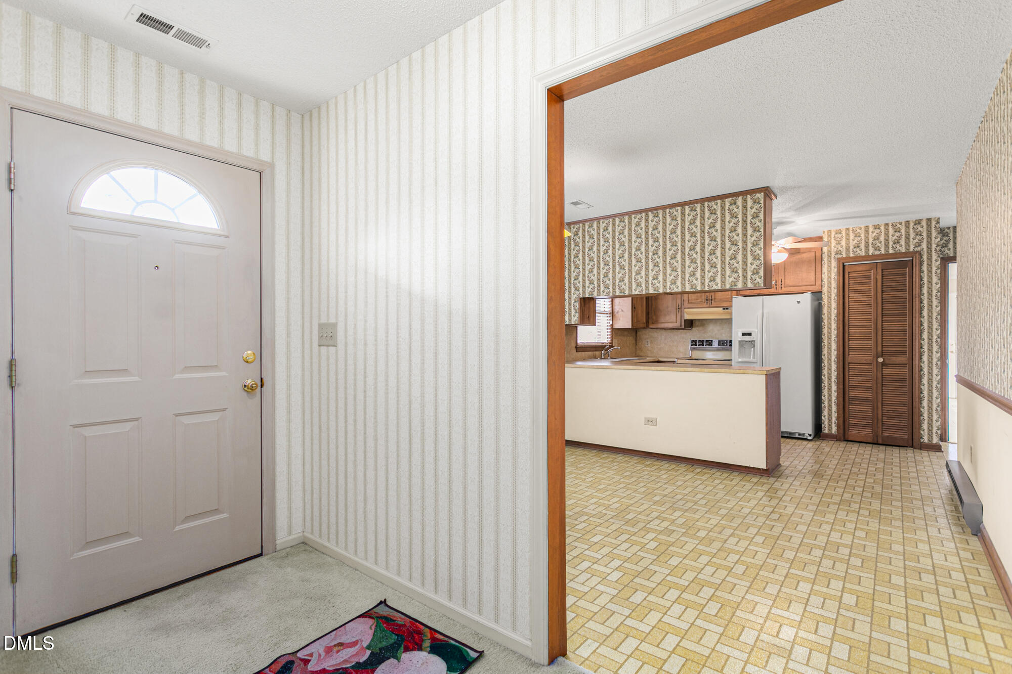 209 E Dillard Street