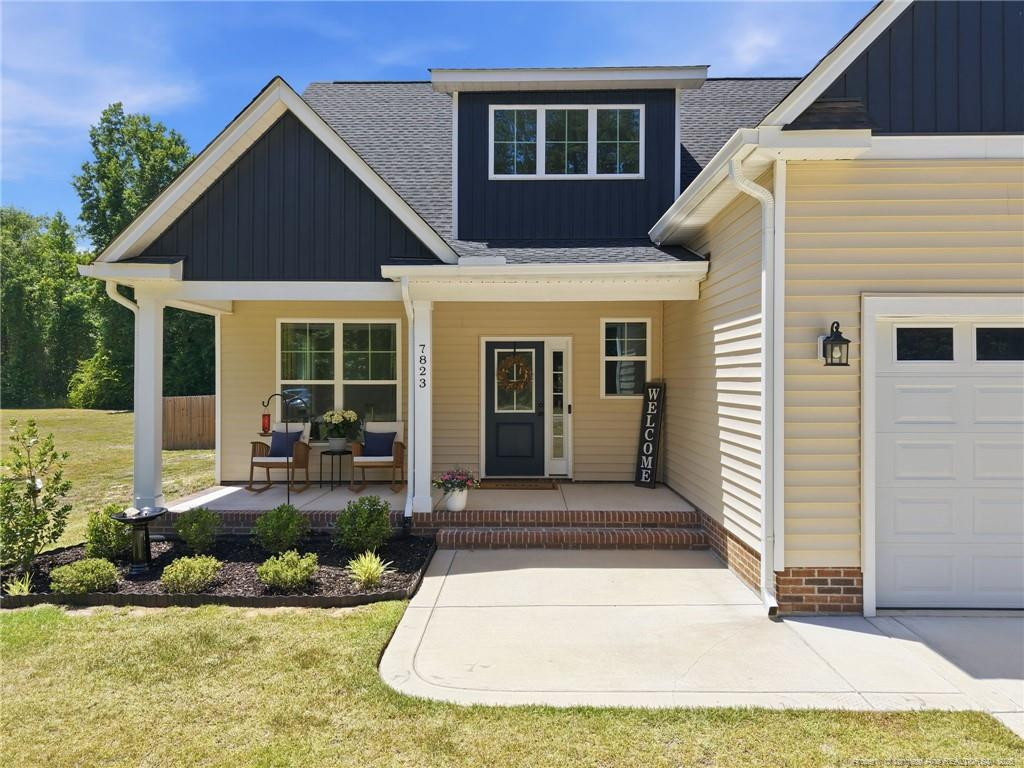 7823 Lucinda Lane