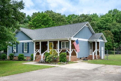 1008 Catsby Circle Raleigh NC 27603