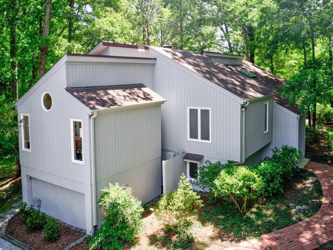 1521 Arboretum Drive