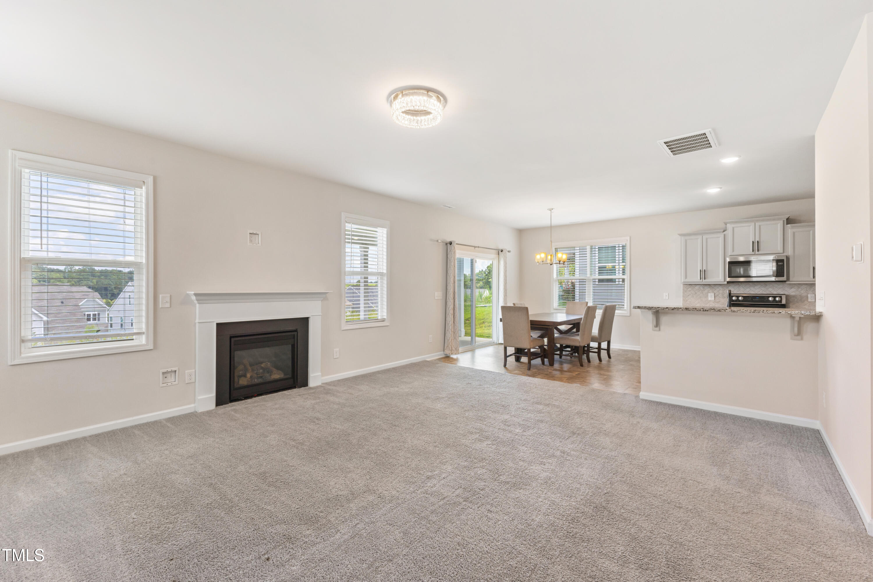 230 Nutmeg Lane