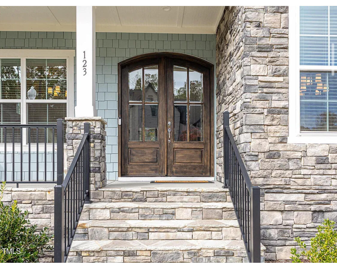 123 Stone Park Drive
