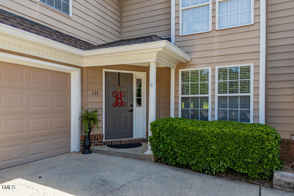 121 Walter Hagen Drive