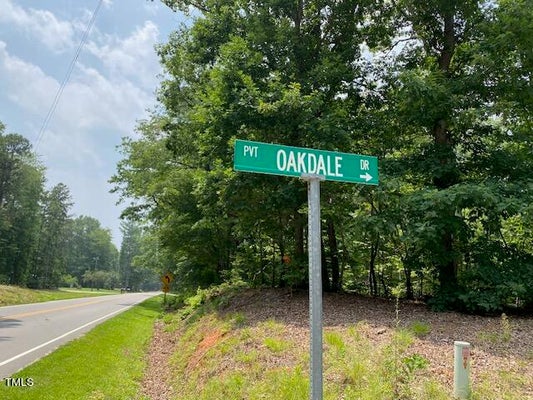 141 OAKDALE DR, ROXBORO, NC 27574 - Image 247960dbc29f58dcf8889529e64ed2a4/2930204832