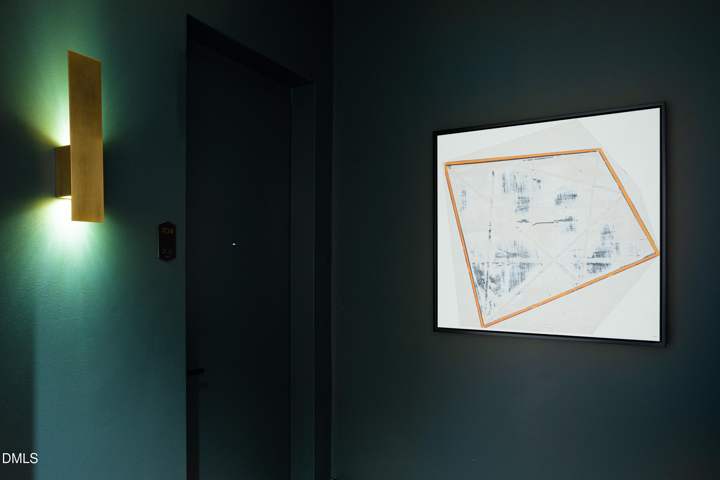 1105 W Main Street 704 Pent House