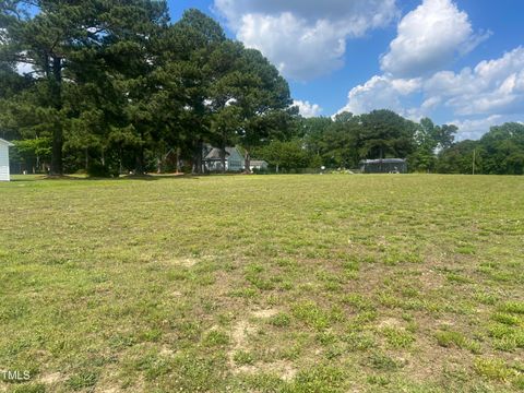 Unimproved Land in Four Oaks NC 1701 Parker Road.jpg