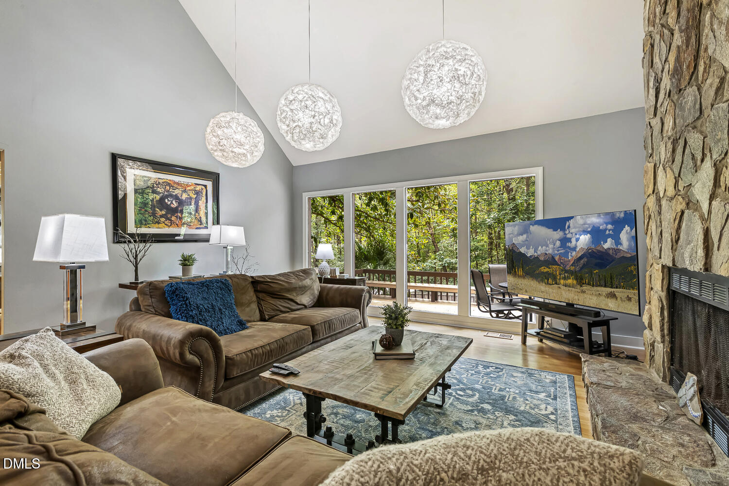5009 Wood Valley Drive