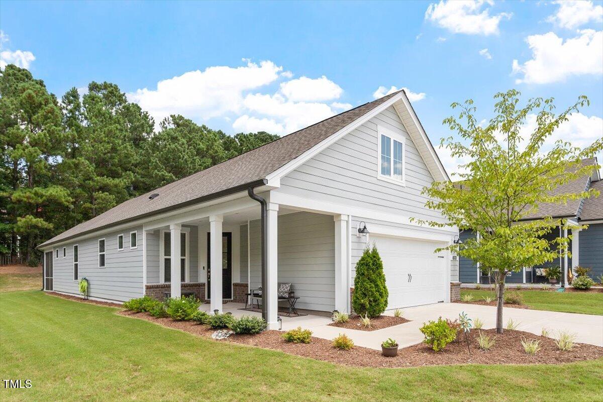 8212 White Star Drive