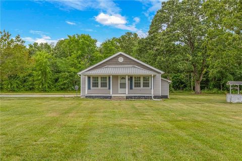 1152 Pagetown Road Elon NC 27244