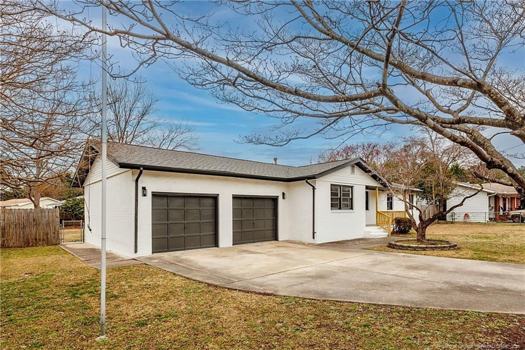 742 Moriston Road