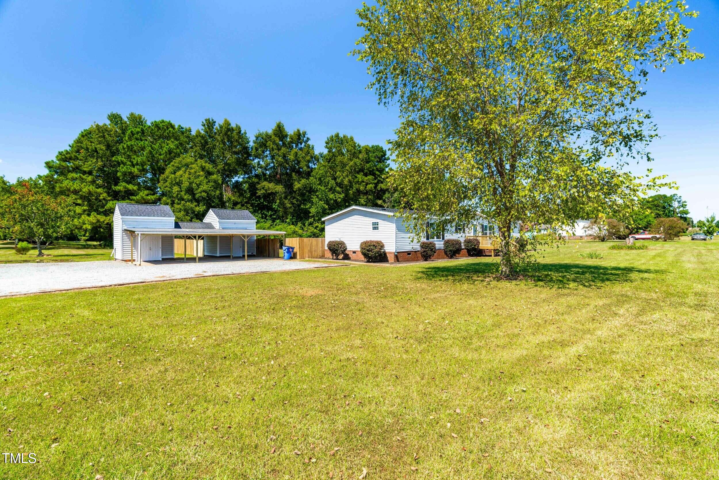 100 Blueberry Drive