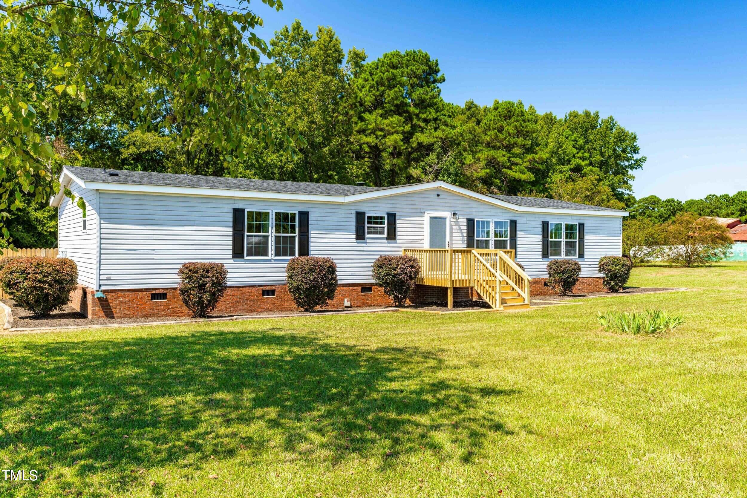 100 Blueberry Drive