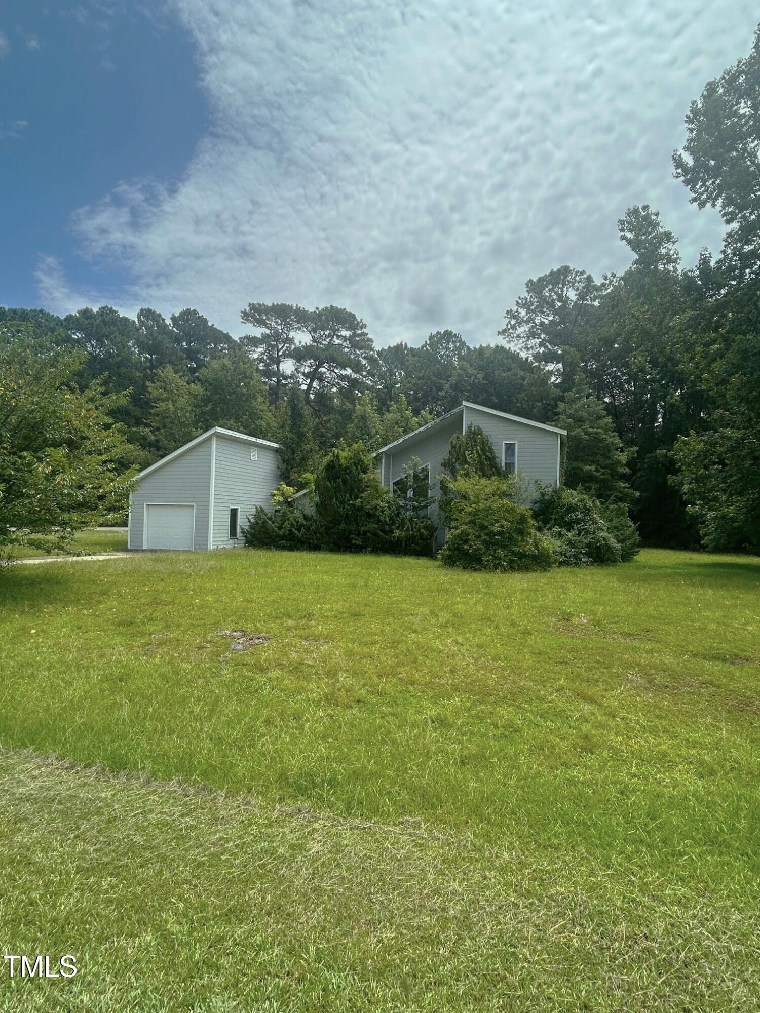 200 Saddlewood Drive