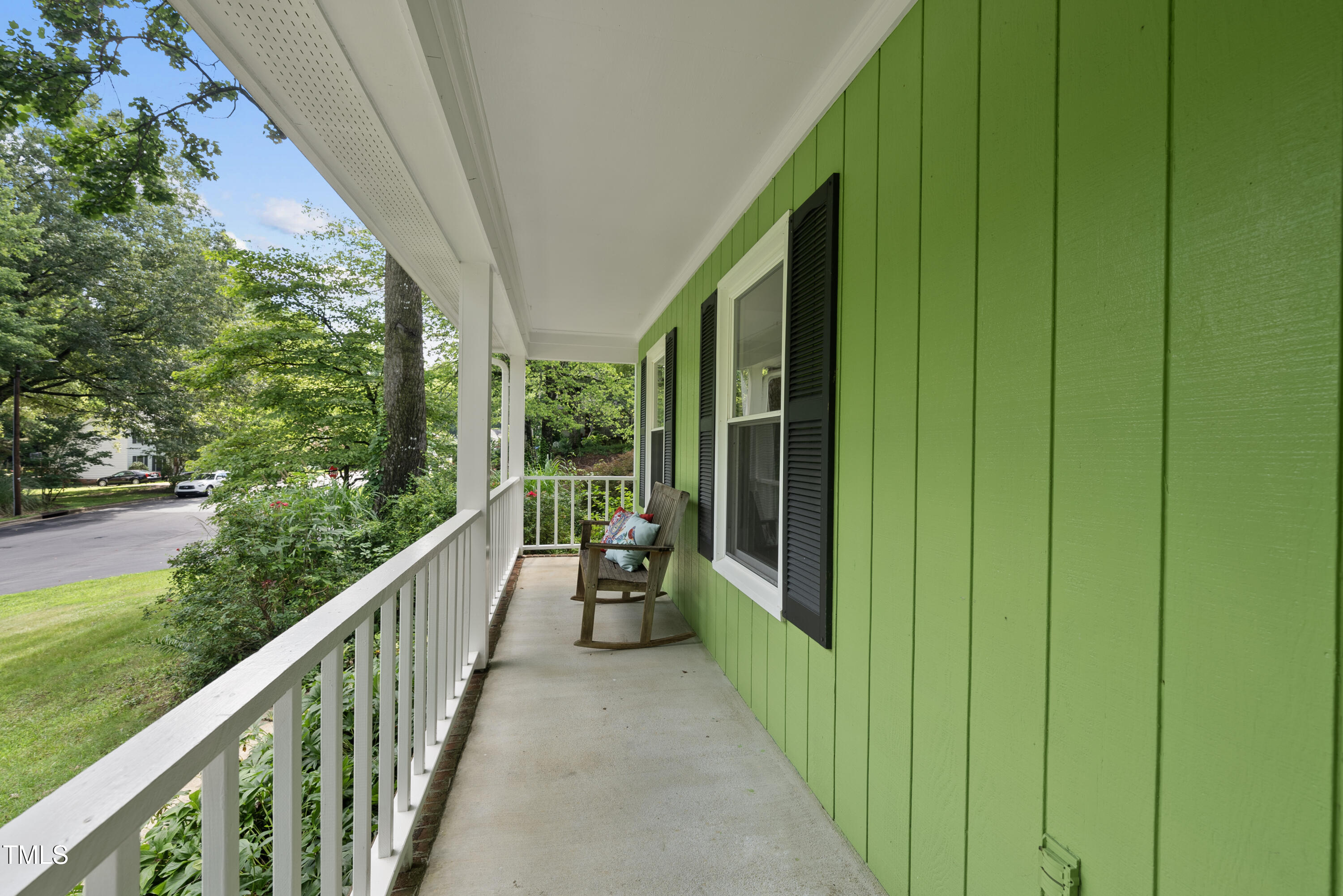 112 Whithorne Drive
