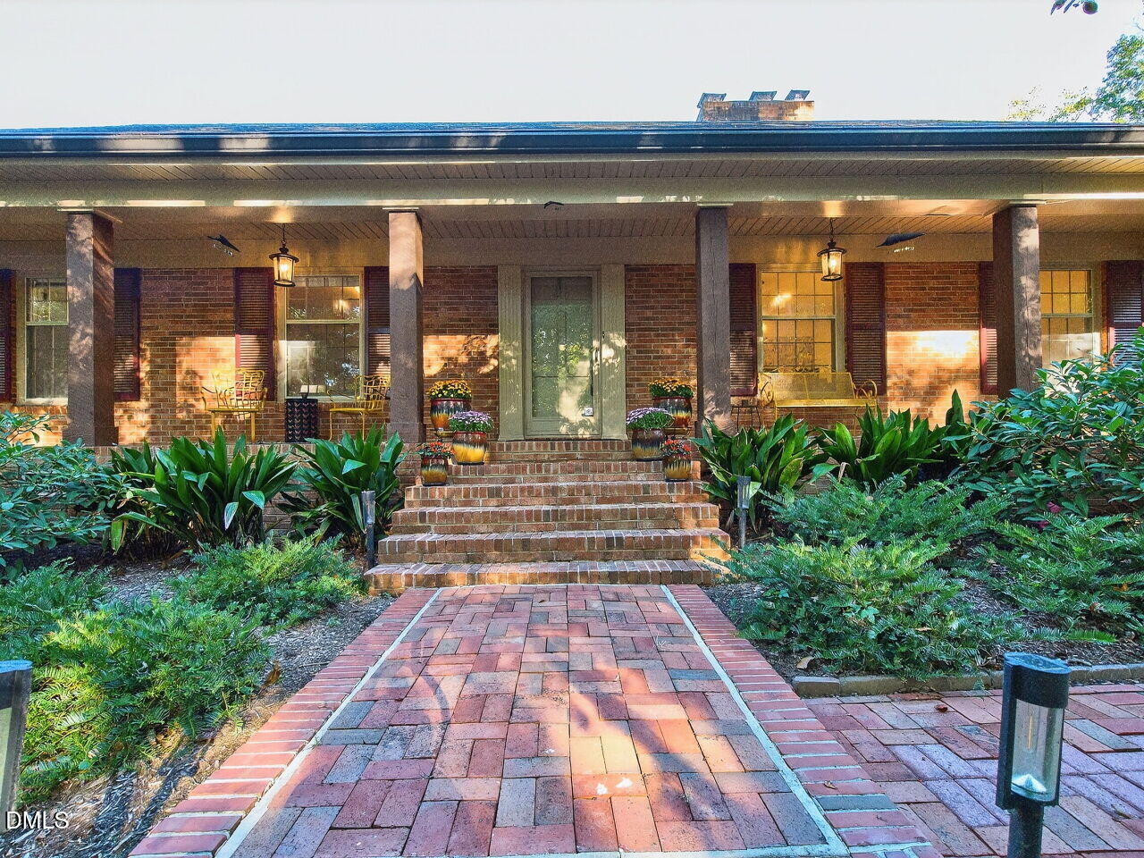 3605 Windemere Place