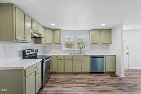 MLS: 10082059