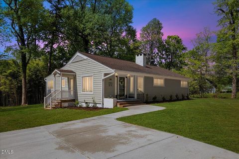 106 Circle Drive Mebane NC 27302