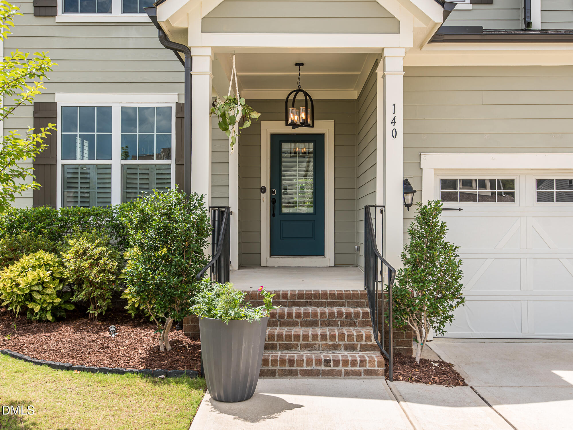 140 Woodstaff Avenue