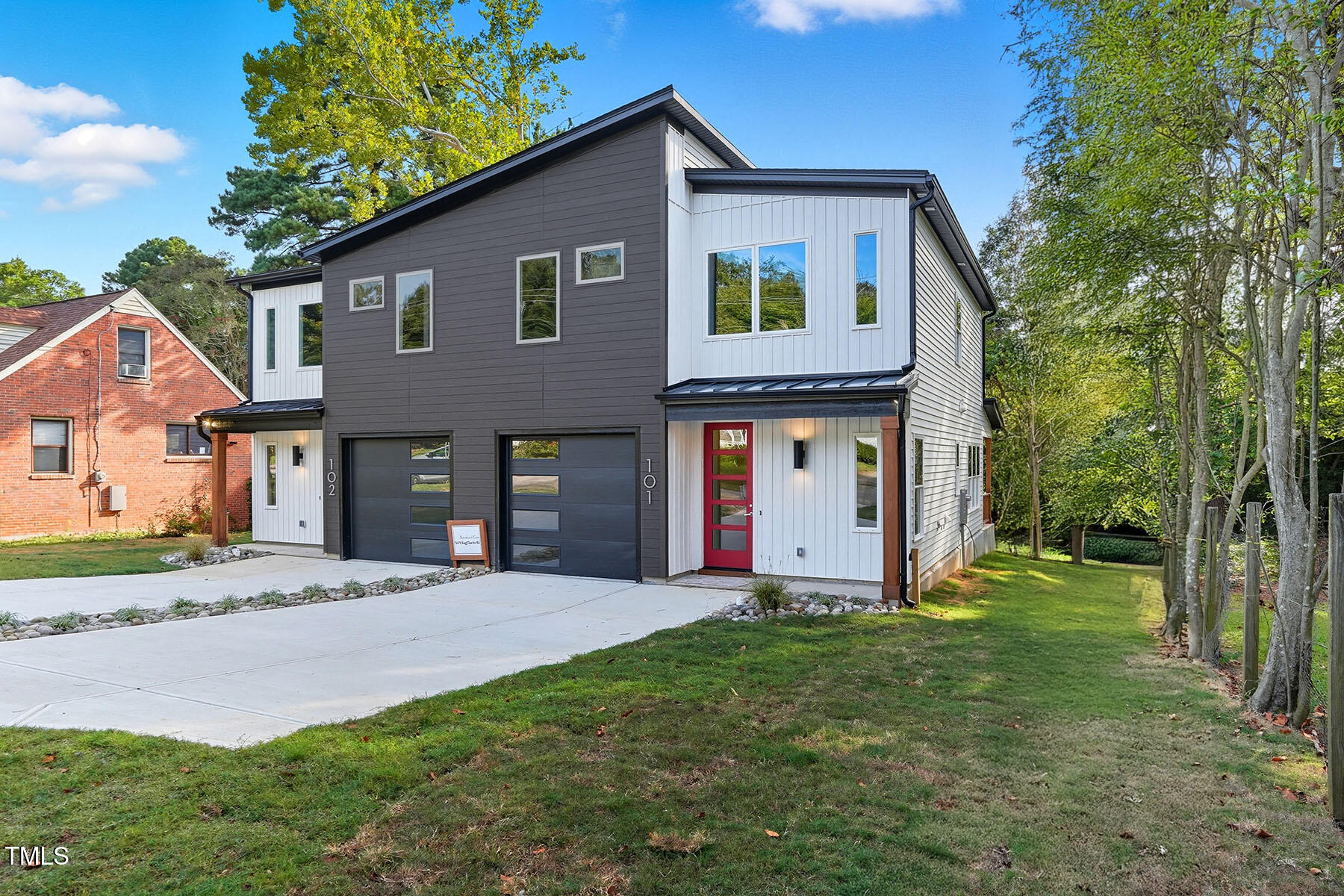 304 N King Charles Road 101