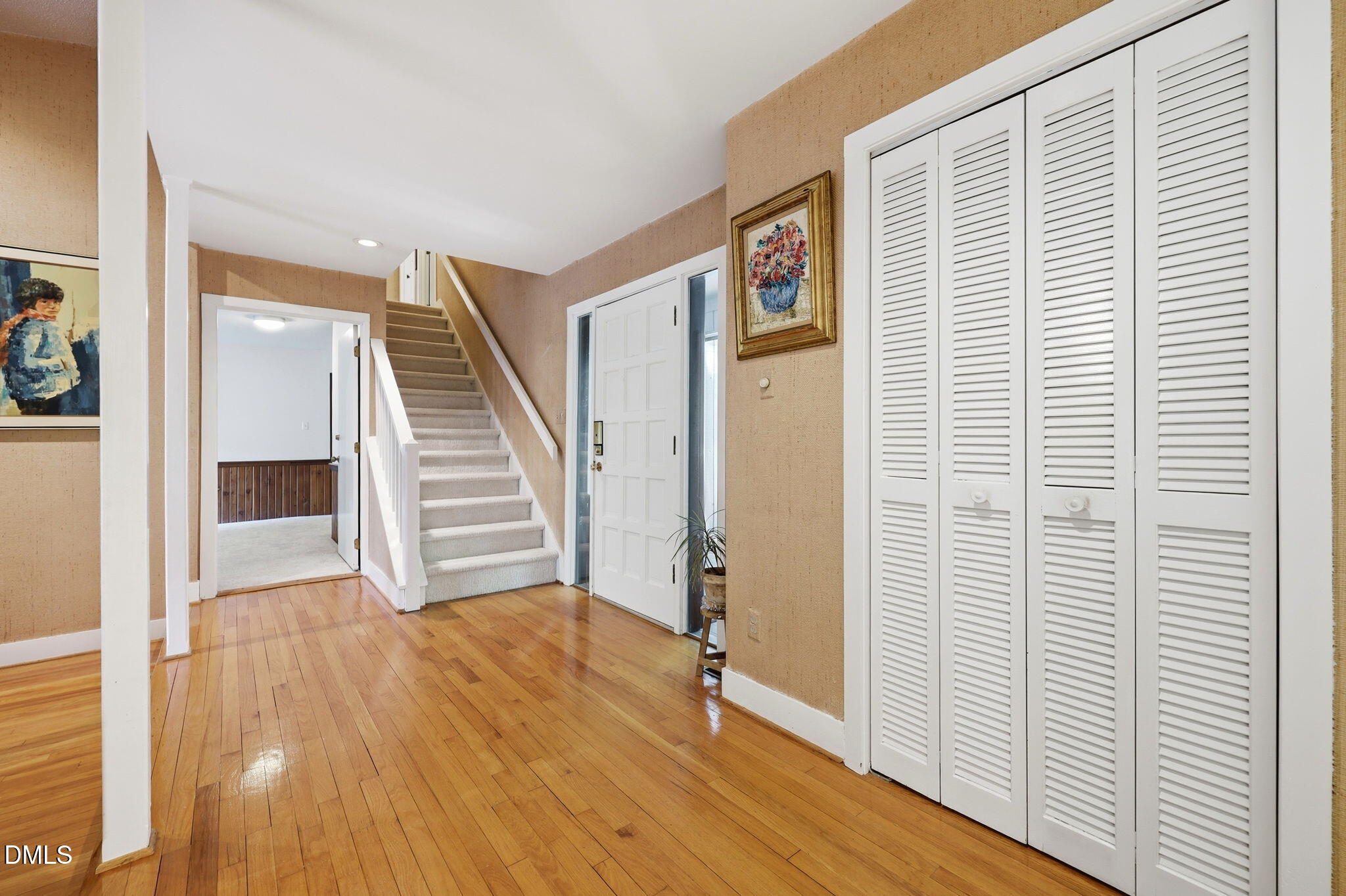 6101 Dresden Lane